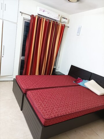 Bedroom in 2 BHK Apartment at Ansal Celebrity Meadows, Sushant Golf City – for Rent