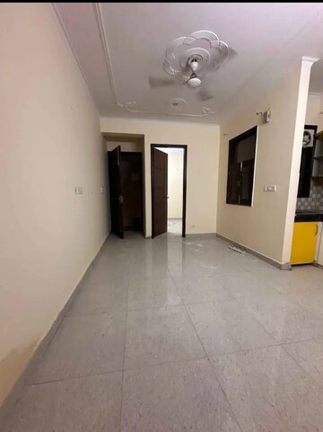 Room in 2 BHK Builder Floor at Shastri Nagar – for Rent