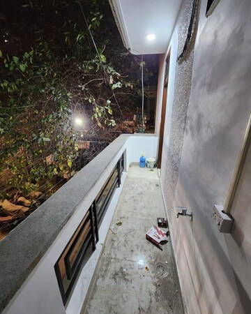 Balcony in 1.5 BHK Builder Floor at Shastri Nagar – for Rent