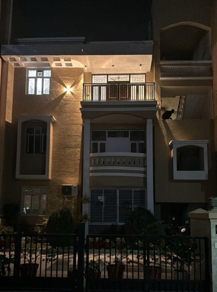 Exterior View, sector 57 3 Bedroom 300 Sq.Yd. Builder Floor In Sector 57 Gurgaon 8043979