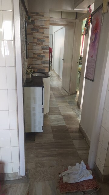  2 BHK Apartment at Abrol Krishna Vastu 1 2, Malad West – for Rent