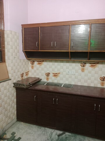 Kitchen in 2 BHK Builder Floor at Sector 25 – for Rent