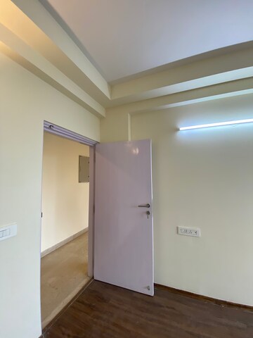 Master Bedroom in 4 BHK Apartment at Ireo Victory Valley, Sector 67 – for Rent