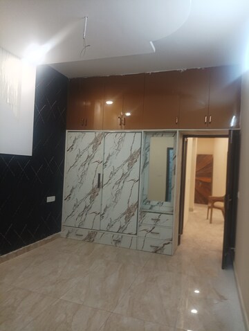 Room in 3 BHK Builder Floor at Dhakoli Village – for Sale