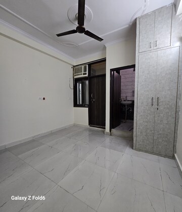 Bedroom in 1 BHK Builder Floor at Chattarpur – for Rent