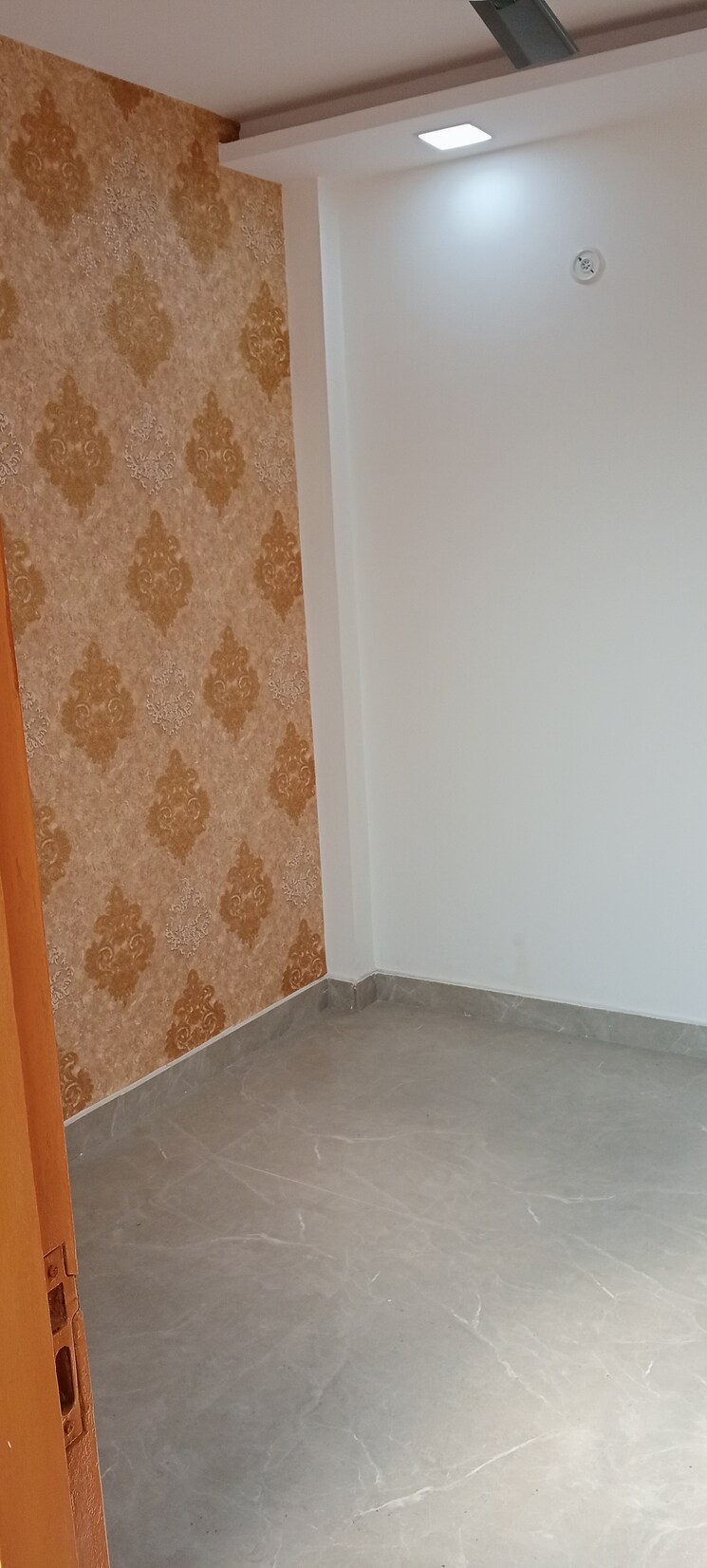 Room, govindpuri 1 Bedroom 370 Sq.Ft. Builder Floor In Govindpuri Delhi 8044101