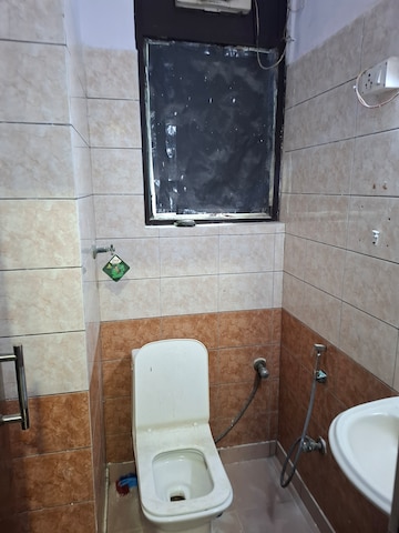 Furnished Amenities in  Office Space at Netaji Subhash Place – for Rent