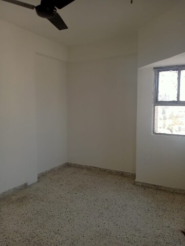 Room in 2 BHK Apartment at Ambawadi – for Rent