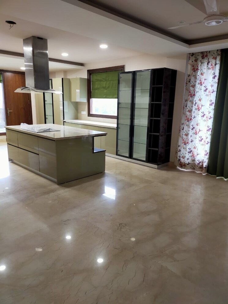 Room, palam-vihar-residents-association 6 Bedroom 173 Sq.Yd. Independent House In Palam Vihar Gurgaon 8044265