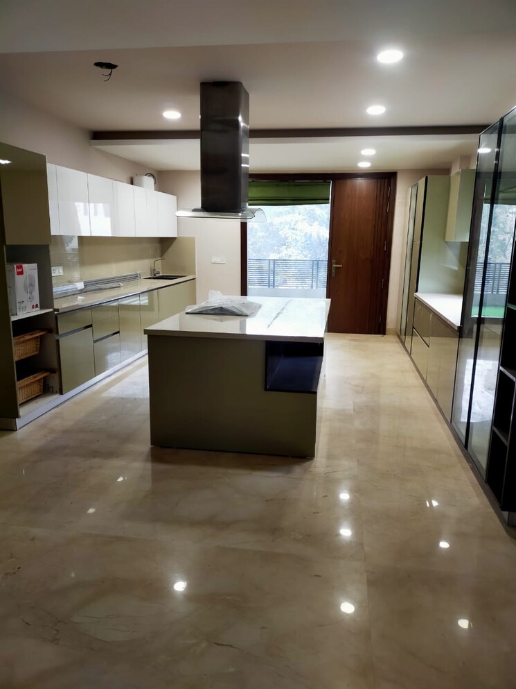 Kitchen, palam-vihar-residents-association 4 Bedroom 520 Sq.Yd. Builder Floor In Palam Vihar Gurgaon 8044298