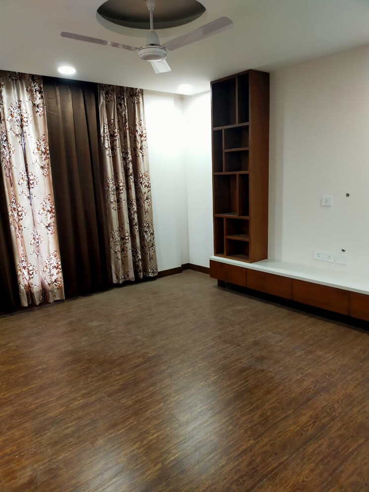 Room, palam-vihar-residents-association 4 Bedroom 520 Sq.Yd. Builder Floor In Palam Vihar Gurgaon 8044298