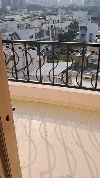 2 BHK Apartment For Resale in Adajan Surat  8044312