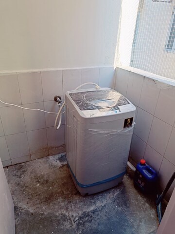 Laundry Area in  Pg at Akota – for Rent