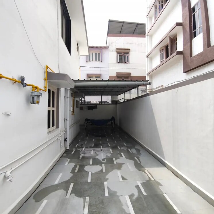 Other, adajan 3 Bedroom 900 Sq.Ft. Independent House In Adajan Surat 8044397