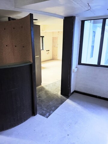 Room in 1 BHK Apartment at Bandra West – for Sale