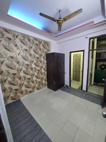 Living Room in 1 BHK Builder Floor at Onyx Plaza, Vasundhara Sector 3 – for Sale