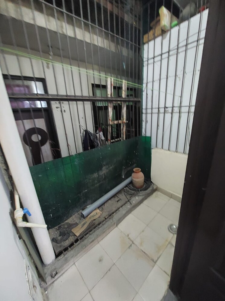 Balcony, onyx-plaza 1 Bedroom 550 Sq.Ft. Builder Floor In Vasundhara Sector 3 Ghaziabad 8044430