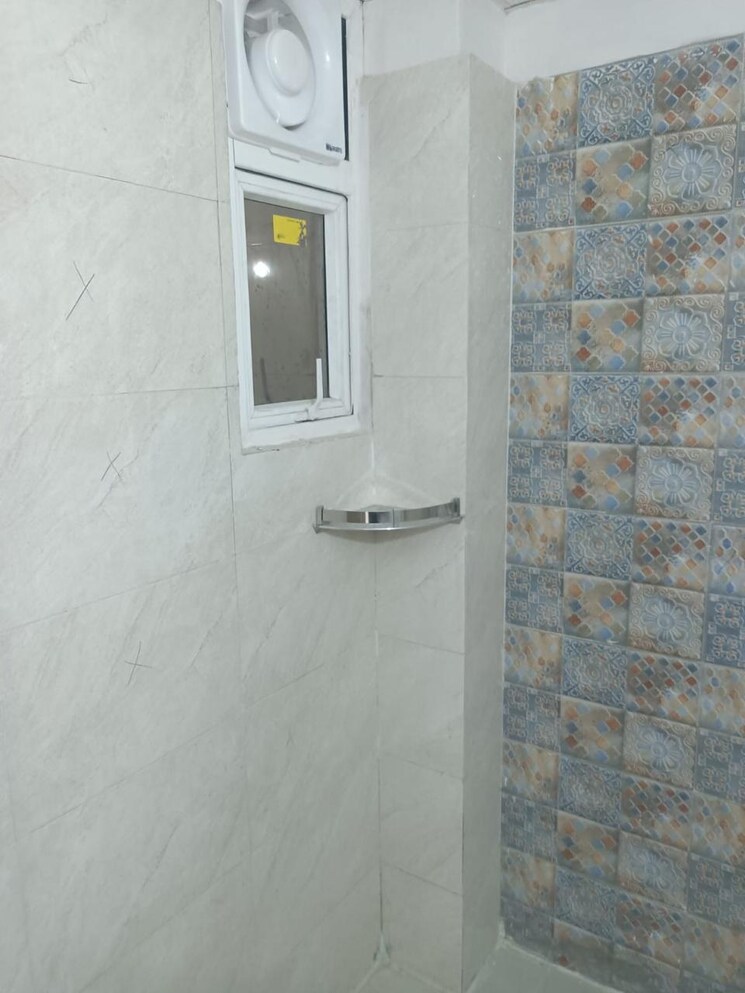 Bathroom, signature-global-the-millennia 2 Bedroom 1050 Sq.Ft. Apartment In Sector 37d Gurgaon 8044543