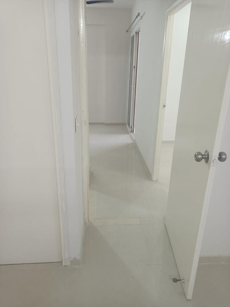 Bathroom, signature-global-the-millennia 2 Bedroom 1050 Sq.Ft. Apartment In Sector 37d Gurgaon 8044543