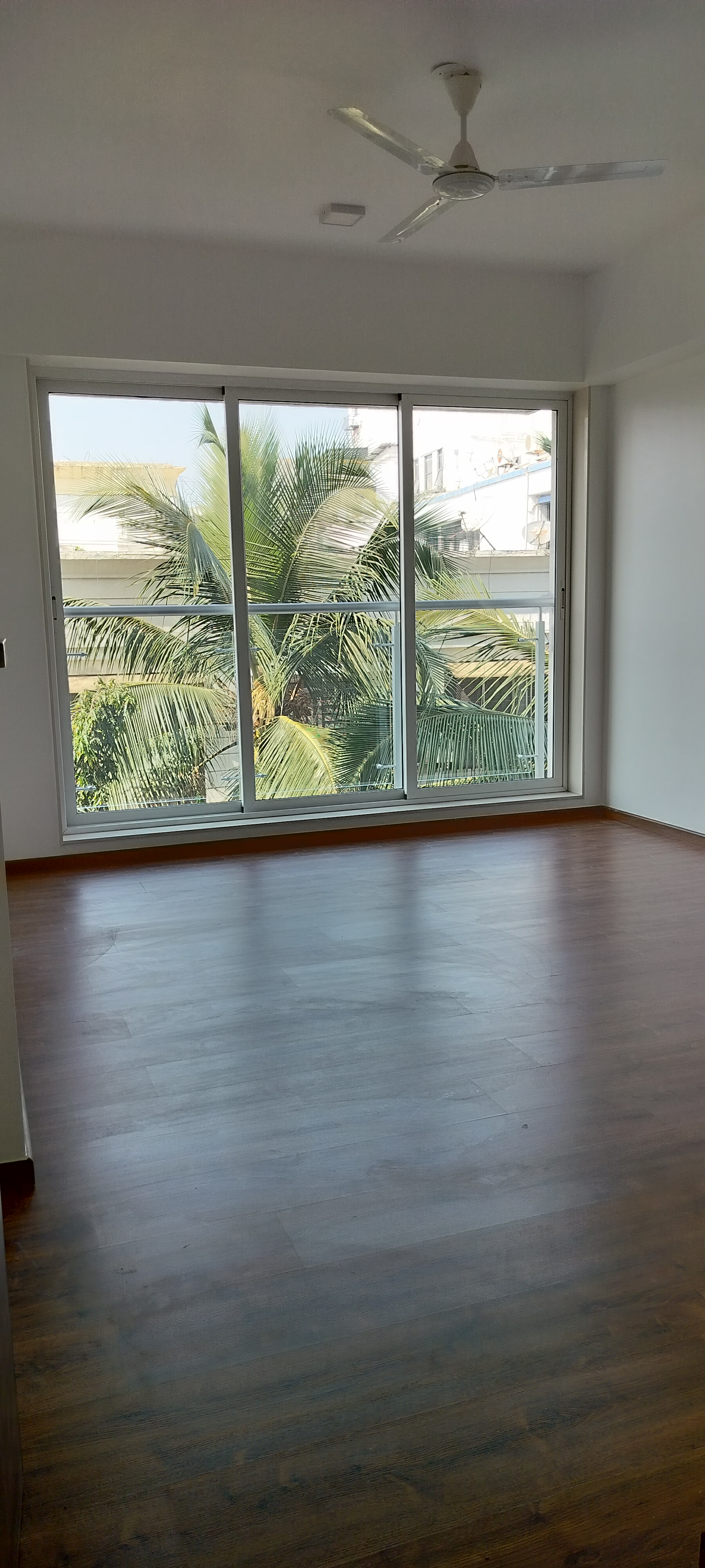 3 BHK + Pooja Room Apartment For Sale in Kanakia Paris