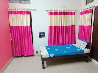 Pg For Boys & Girls in Old Padra Road Vadodara  8044605