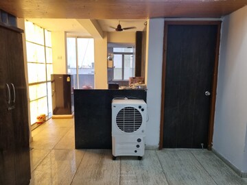 Common Area in  Pg at Alkapuri – for Rent