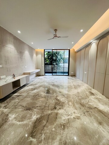 Bedroom in 5 BHK Builder Floor at Sushant Lok 3, Sector 57 – for Sale