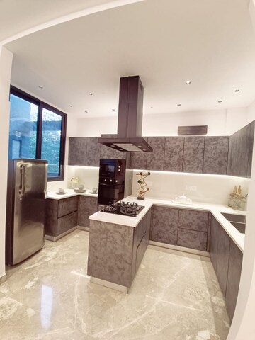 Kitchen in 4 BHK Builder Floor at SS Mayfield Gardens, Sector 51 – for Sale
