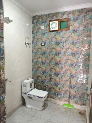 Bathroom in 2 BHK Builder Floor at Uttam Nagar – for Rent