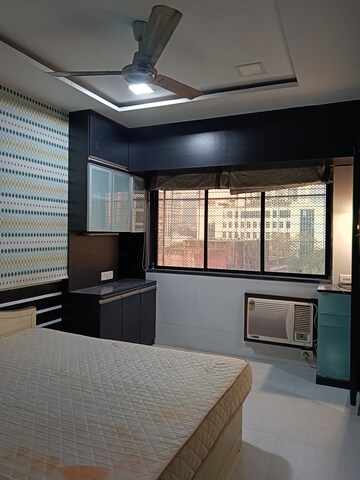 Bedroom in 2 BHK Apartment at Shree Mahavir Darshan, Lower Parel – for Rent