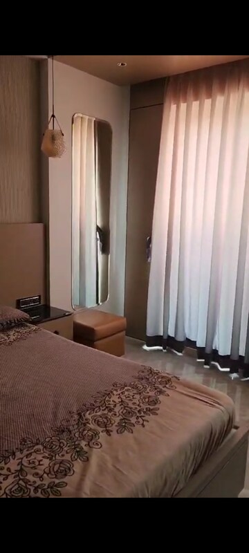 Bedroom in 4 BHK Apartment at Andheri West – for Sale