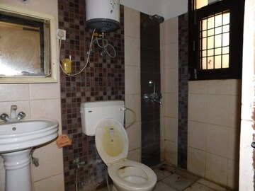 Bathroom in 3 BHK Apartment at Migsun Vilaasa, Eta Ii Greater Noida – for Rent