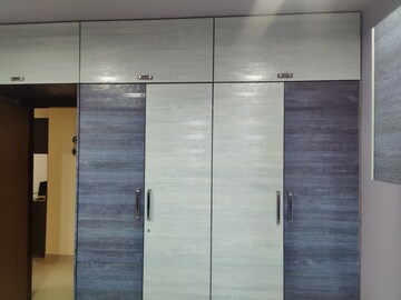 Furnished Amenities in 2.5 BHK Apartment at Oberoi Realty Splendor, Jogeshwari East – for Rent