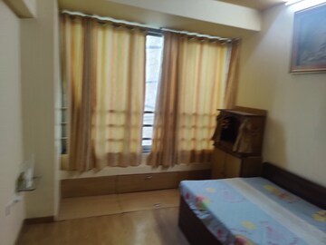 Bedroom in 2.5 BHK Apartment at Oberoi Realty Splendor, Jogeshwari East – for Rent