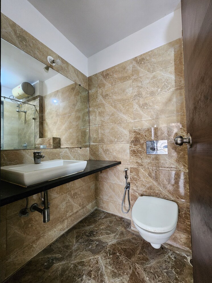 Bathroom, lokhandwala-spring-grove 2 Bedroom 750 Sq.Ft. Apartment In Kandivali East Mumbai 8044893
