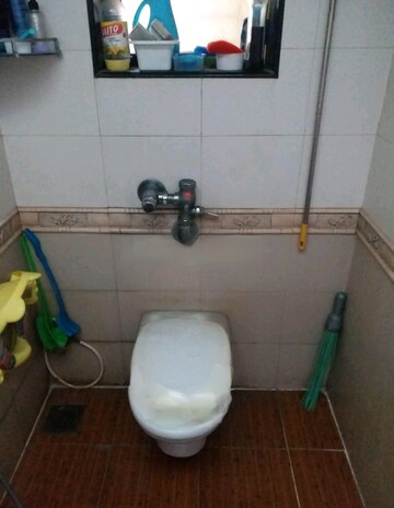 Master Bedroom in 2 BHK Apartment at New Vikas Complex, Uthalsar – for Rent