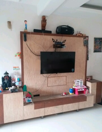 Furnished Amenities in 2 BHK Apartment at New Vikas Complex, Uthalsar – for Rent