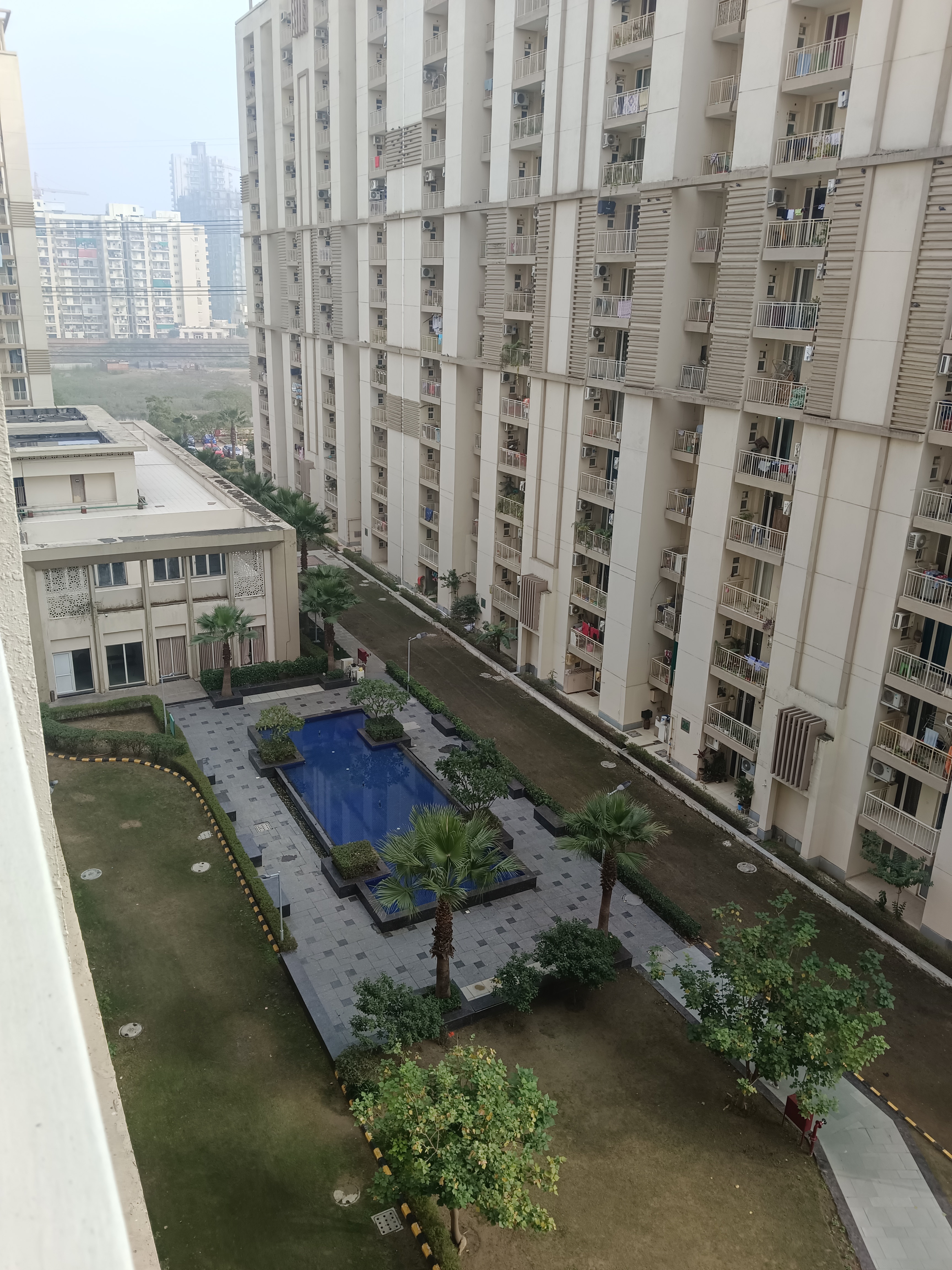 3 BHK + Servant Room Apartment For Sale in Emaar Gurgaon Greens