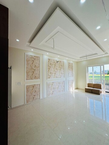 Room in 4 BHK Independent House at Greater Mohali – for Sale
