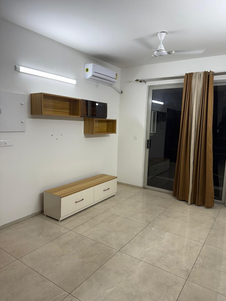 undefined, sai-kunj-new-palam-vihar 3.5 Bedroom 1700 Sq.Ft. Builder Floor In New Palam Vihar Phase 3 Gurgaon 8045010