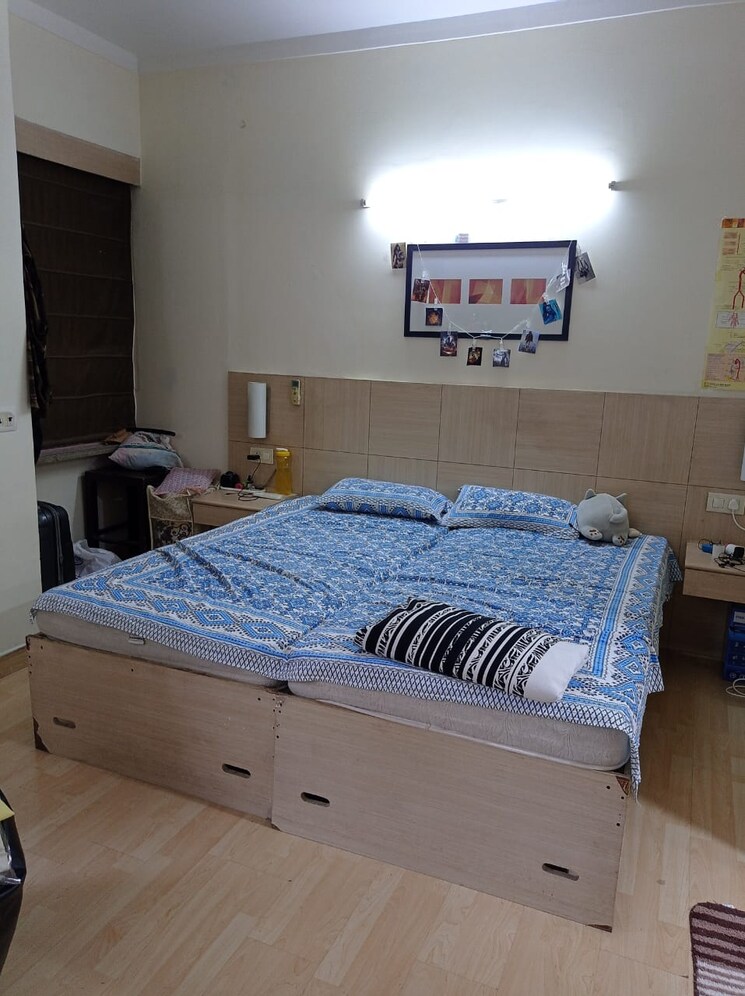 Bedroom, gulshan-gc-grand 3 Bedroom 1556 Sq.Ft. Apartment In Vaibhav Khand Ghaziabad 8045069