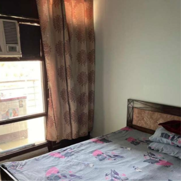 Bedroom in 1 BHK Apartment at Singla South City, Vip Road – for Rent