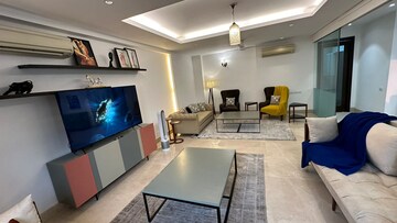 Living Room in 3.5 BHK Apartment at Defence Colony – for Rent