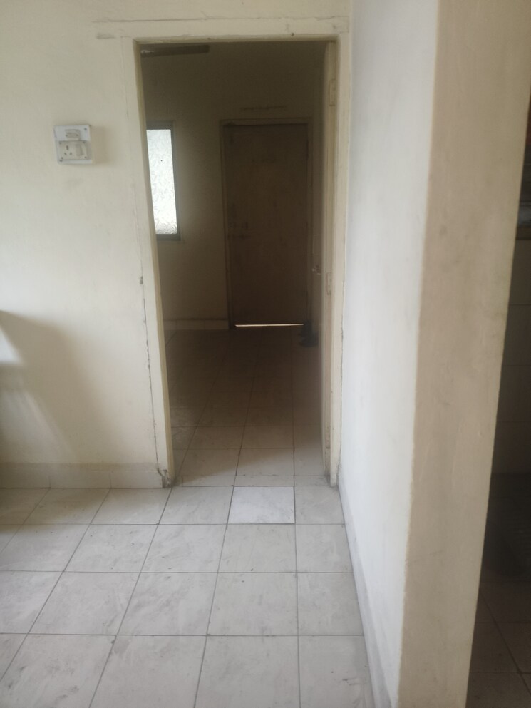 Bathroom, apurva-lake-view 1 Bedroom 580 Sq.Ft. Apartment In Khadakpada Thane 8045170