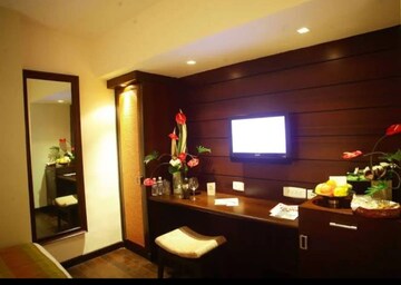 Floor Plan in  Showroom at Sarat Bose Road – for Sale