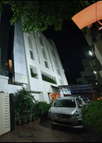  Showroom – Exterior View View at Sarat Bose Road - for Sale
