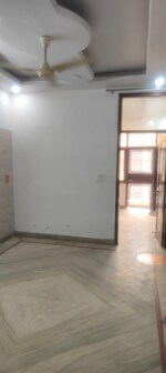 3 BHK + Study Room 90 Sq.Mt. Builder Floor in Builder Floor 