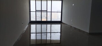 Room in 3 BHK Apartment at RNA NG Eclat, Andheri West – for Rent