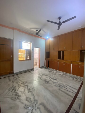 Bedroom in 2 BHK Independent House at Ansal Plaza Sector-23, Sector 23 – for Rent