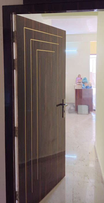 2 BHK Apartment For Rent in Pyramid Elite, Sector 86